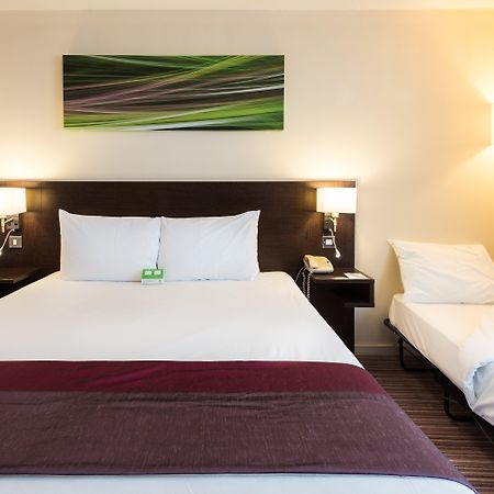 Holiday Inn Slough Windsor, An Ihg Hotel Εξωτερικό φωτογραφία